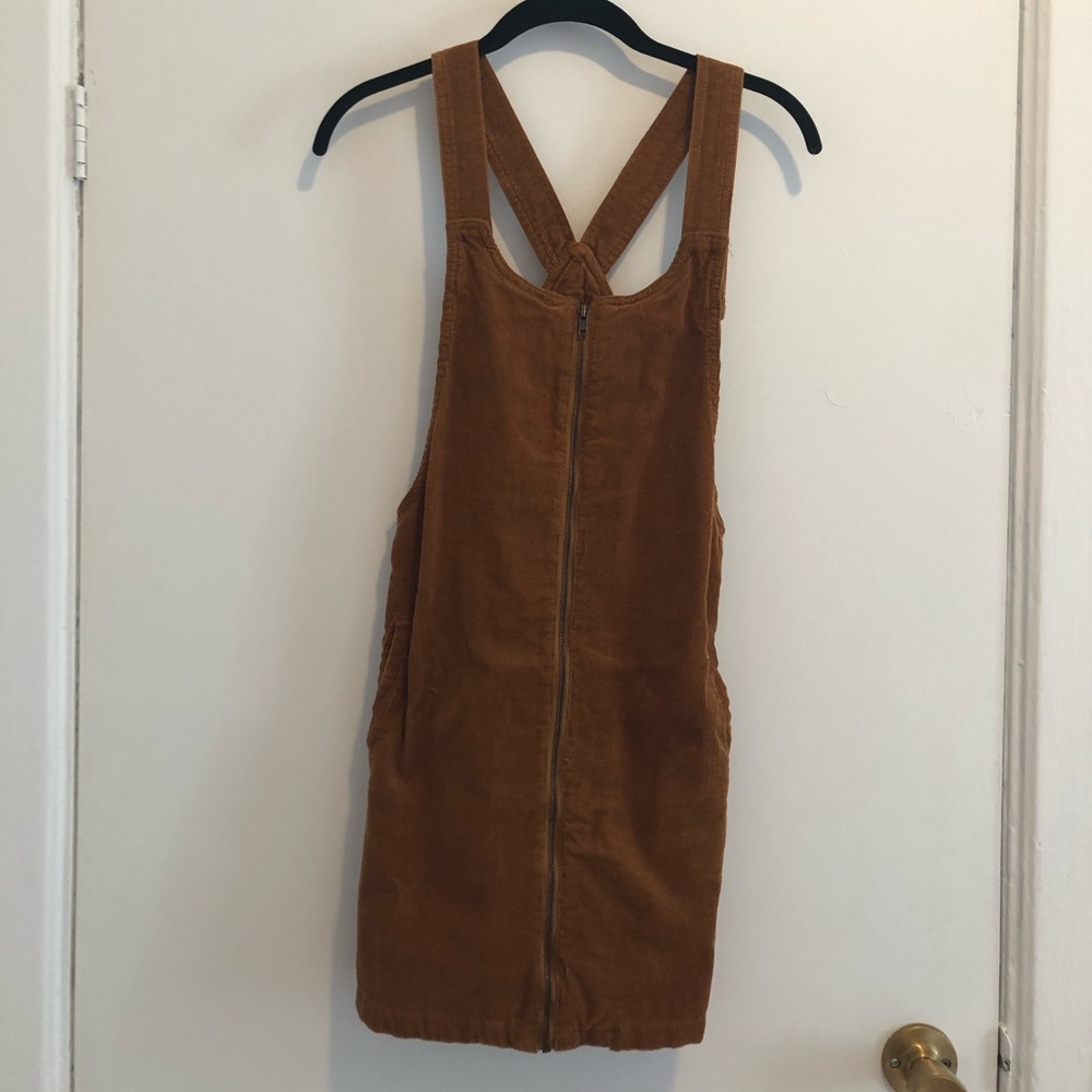 Overall skirt in tan corduroy